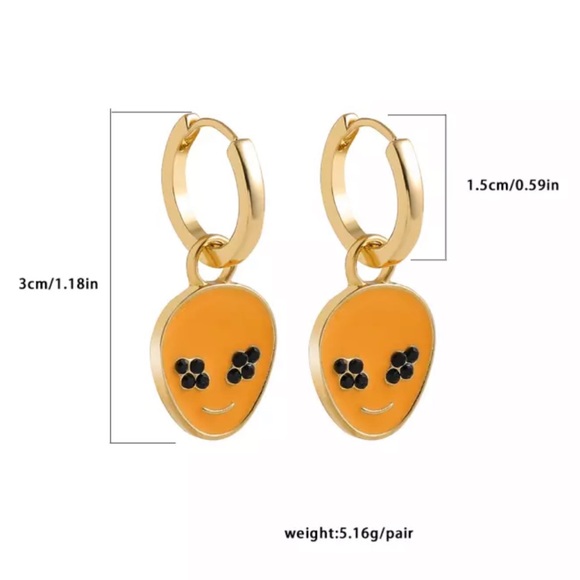 NWT alien green and gold earrings - Picture 2 of 2